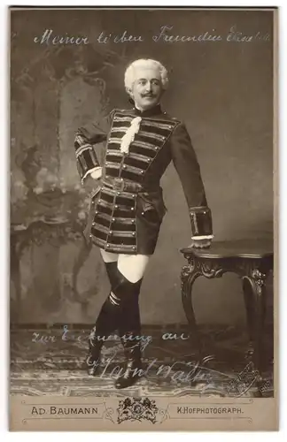 Fotografie Ad. Baumann, München, Opernsänger Raoul Walter mit Autograph und Widmung auf der Bildseite