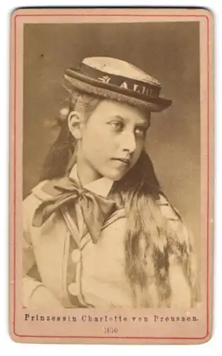 Fotografie unbekannter Fotograf und Ort, Prinzessin Charlotte von Preussen als junges Mädchen Tochter von Friedrich III.