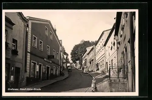 AK Grafenau, Strasse mit Cafe-Gasthaus Carl Wild und Autos