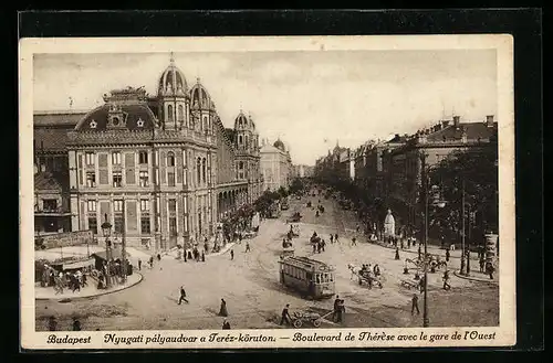 AK Budapest, Westbahnhof am Theresienring mit Strassenbahn