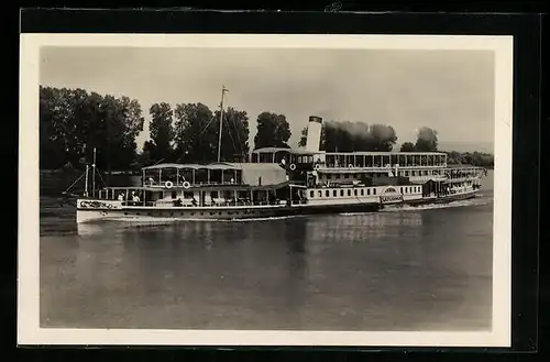 AK Donau-Dampfer Saturnus der DDSG