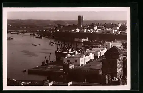 AK Rabat, Vue générale du Port et la Tour Hassan