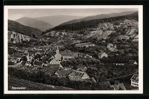 AK Neuweier, Generalansicht der Ortschaft mit Blick auf die Kirche, Gasthaus Zur Traube