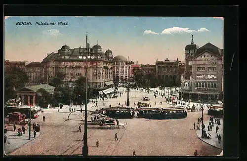 AK Berlin-Tiergarten, eine Strassenbahn kreuzt den Potsdamer Platz