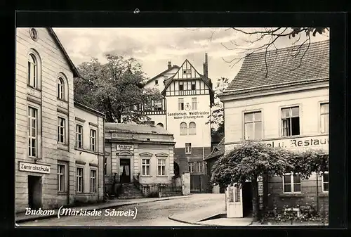 AK Buckow i. Märk. Schweiz, an der Zentralschule, Sanatorium Waldfrieden