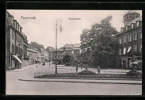 AK Bayreuth, Kinder auf dem Opernplatz