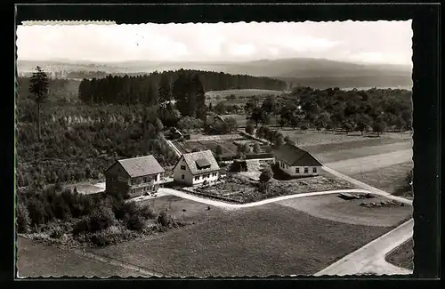 AK Herzogsweiler im Schwarzwald, Fliegeraufnahme der Siedlung am Waldrand