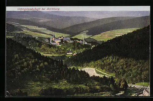 AK Berleburg, Gebirgslandschaft mit Blick zur Ortschaft