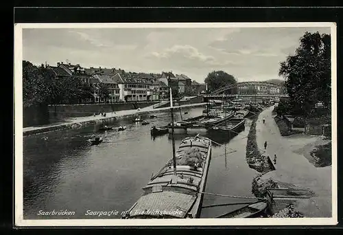 AK Saarbrücken, Saarpartie mit der Friedrichsbrücke, Schiffsanleger