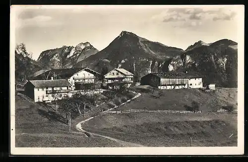 AK Oberaudorf am Inn, Bergwirtschaft Hocheck, Blick auf Heuberg und Kranzhorn