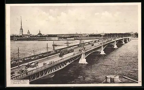 AK St. Petersburg, eine Strassenbahn auf der Troitzky Brücke