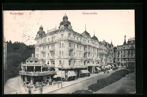 AK Marienbad, Kaiserstrasse mit Geschäften