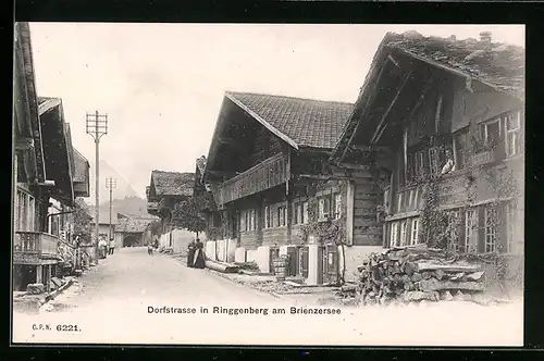 AK Ringgenberg am Brienzersee, Partie in der Dorfstrasse