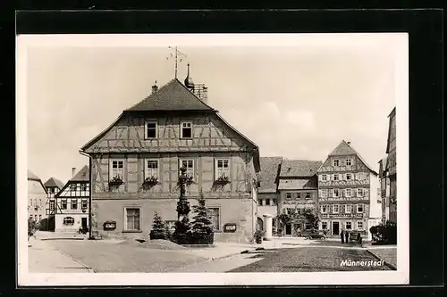 AK Münnerstadt, Partie am Marktplatz mit Rathaus