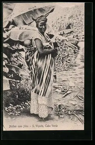 AK Mulher com filho, S. Vicente, Cabo Verde