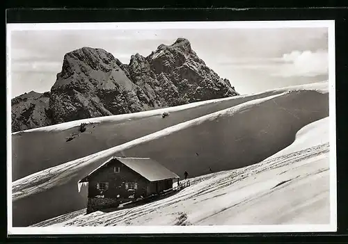 AK Pfronten, Berghütte Hochalm i. bayr. Allgäu bei Schönwetter