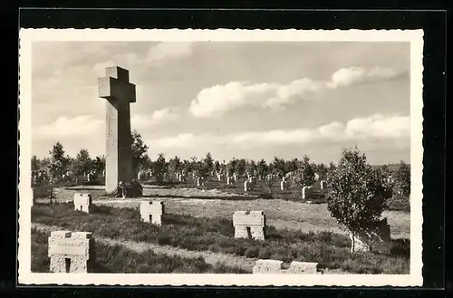 AK Hürtgen /Kreis Düren, Blick auf den Ehrenfriedhof