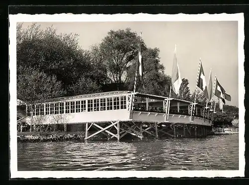 AK Zürich, Schweizerische Landesausstellung 1939, Die L. A. Chüechliwirtschaft am rechten Seeufer