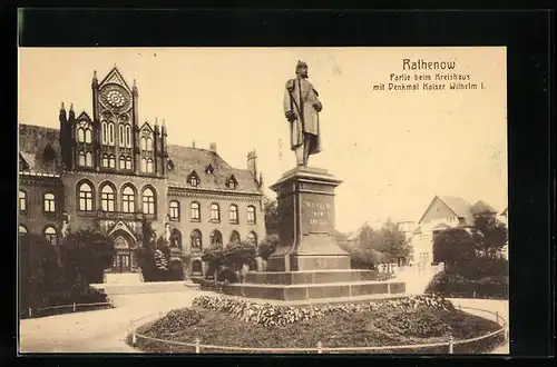 AK Rathenow, Partie beim Kreishaus mit Denkmal Kaiser Wilhelm I.