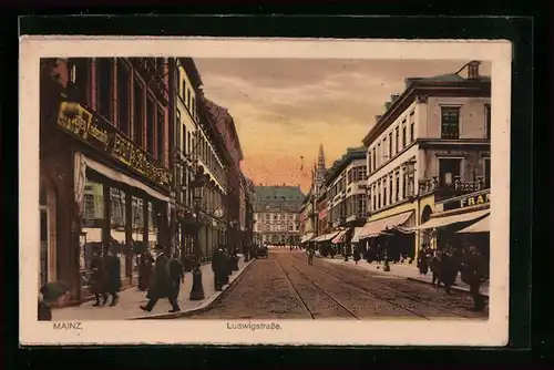 AK Mainz, Ludwigstrasse mit Geschäften