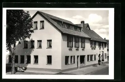 AK Kirchheim /Kr. Hersfeld, Hotel Eydt mit Strasse