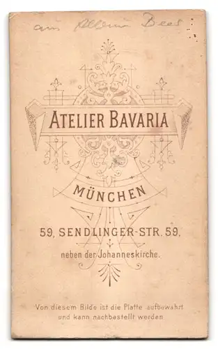 Fotografie Atelier Bavaria, München, Sendlinger-Str. 59, Junge Dame mit zurückgebundenem Haar