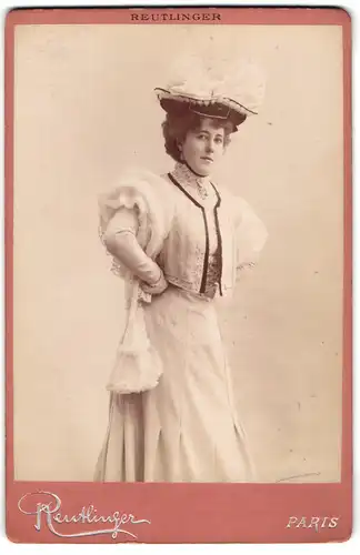 Fotografie Reutlinger, Paris, Mlle. Rosell, Schauspielerin des Belle Époque