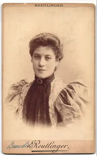 Fotografie Reutlinger, Paris, Schauspielerin Marthe Brandes im Stück Hedda Gabler nach Henrik Ibsen