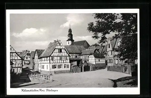 AK Kilianstädten, an den Fachwerkhäusern, Blick zum Kirchturm