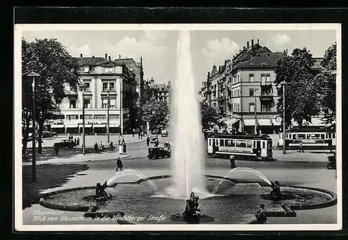 AK Mannheim, Heidelberger Strasse mit Strassenbahnen und Fontäne, vom Wasserturm gesehen