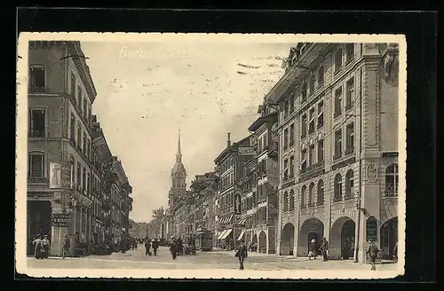 AK Bern, Rue de l`Hopital, Strassenpartie mit Strassenbahn