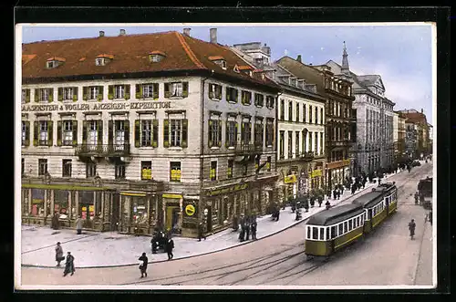 AK Karlsruhe, Marktplatz - Kaiserstrasse mit Strassenbahn