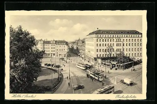 AK Halle, Riebeckplatz mit Strassenbahn