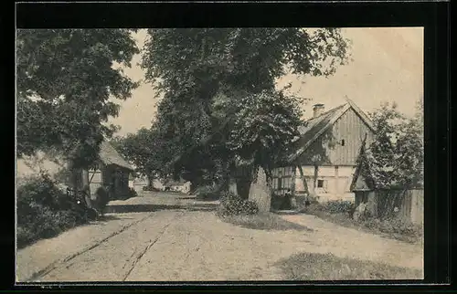 AK Ütz /Mark, Blick in die Dorfstrasse