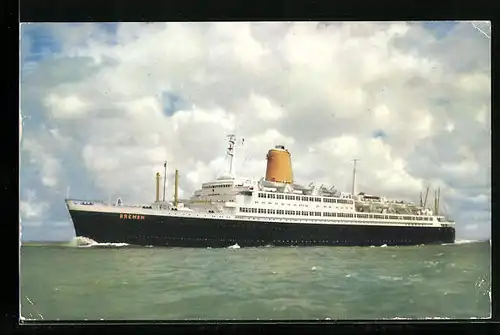 AK Bremen, Blick auf das Vierschrauben Passagierschiff T.S. Bremen auf hoher See