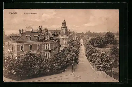AK Rastatt, Die Bahnhofstrasse aus der Vogelschau
