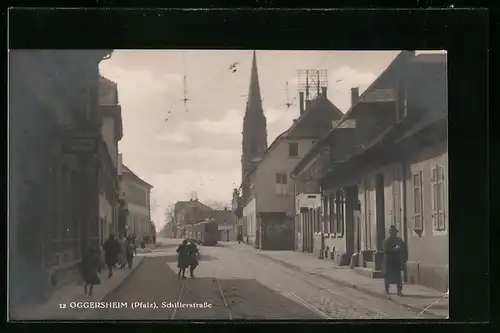 AK Oggersheim, Strassenbahn in der Schillerstrasse