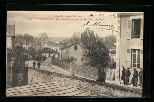 AK Limoges, Greves de Limoges Mai 1905, La Rue d`Auzette gardee par la gendarmerie...., Arbeiterbewegung