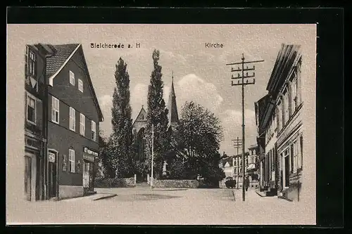 AK Bleicherode a. H., Strassenpartie mit Zigarrengeschäft und Kirche