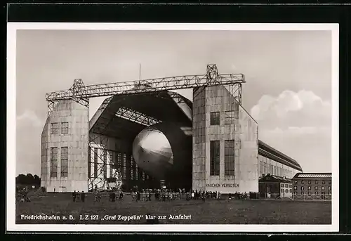 AK Friedrichshafen a. B., Luftschiff LZ 127 Graf Zeppelin klar zur Ausfahrt