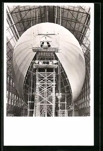 AK Zeppelin-Luftschiff LZ-130 im Bau