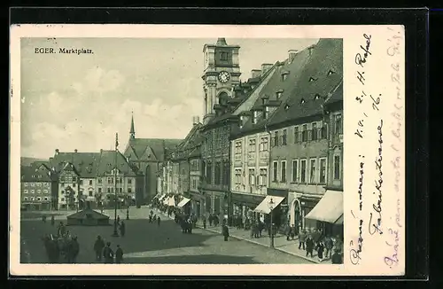 AK Eger, Marktplatz mit Passanten aus der Vogelschau