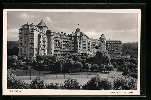 AK Karlsbad, Hotel Imperial mit Anlagen