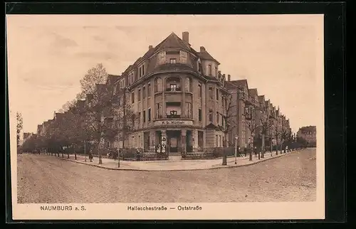 AK Naumburg a. S., Geschäft H. W. Hüttich in der Halleschestrasse Ecke Oststrasse