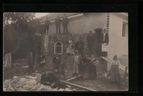 AK St. Marein-Graschnitz, Kleine Baustelle vor dem Haus