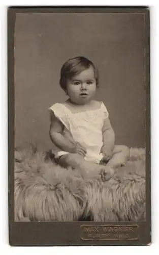 Fotografie Max Wagner, Furth i. W., Portrait Sophie Therese Heimed mit 5 Jahren