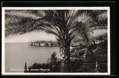 AK Dubrovnik, Blick auf die Festungsanlagen am ufer