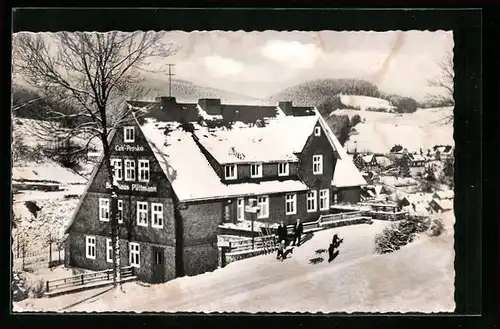 AK Schwalefeld /Waldeck, Berghaus Püttmann im Schnee