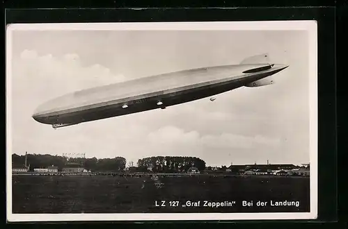 AK Luftschiff LZ 127 Graf Zeppelin bei der Landung