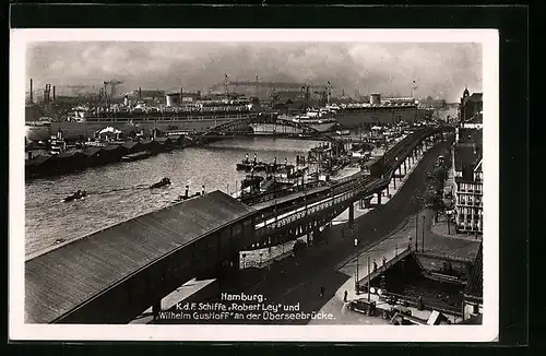 AK Hamburg, KdF Schiffe Robert Ley und Wilhelm Gustloff an der Überseebrücke